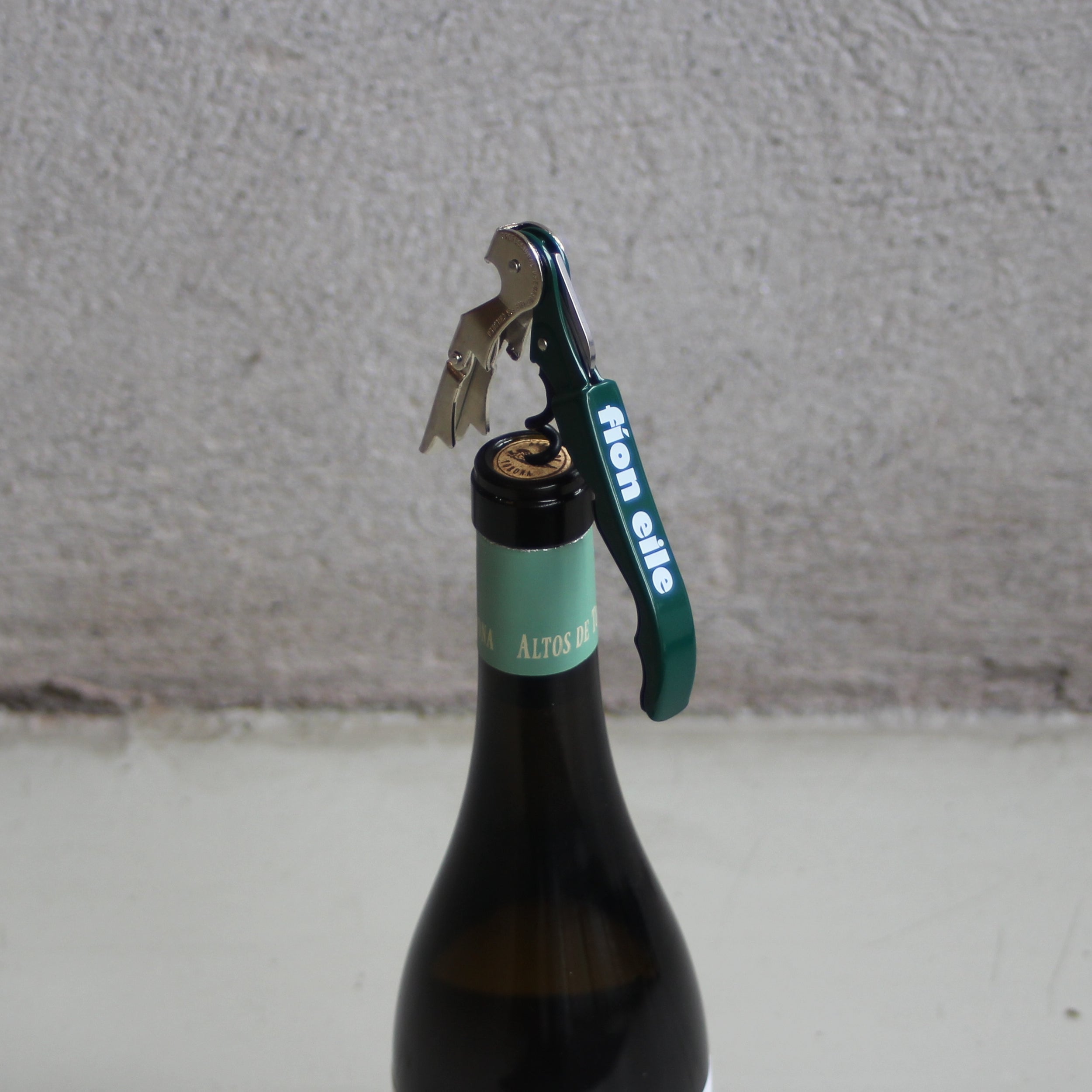 Fíon Eile Pulltap's Corkscrew – Dark Green